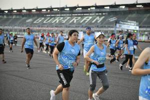 BIB: 5017
                            <button type="button" onclick="openModal(10466181)" class="btn btn-primary btn-sm float-right btn-popup" data-toggle="modal" data-target=".modal-high-quality">
                        <i class="fas fa-shopping-cart"></i> Add to Cart
                    </button>
                                            <button type="button" onclick="isThisMe(10466181, true)" class="btn btn-success btn-sm float-right btn-popup btn-isme hidden" data-toggle="tooltip" data-placement="bottom" title="นี่คือรูปของคุณใช่ไหม คลิกที่นี่เพื่อเอาเข้าอัลบั้ม">
                        <i class="fas fa-plus"></i> Add to album
                    </button>
                    <button type="button" onclick="isThisMe(10466181, false)" class="btn btn-warning btn-sm float-right btn-popup btn-isnotme hidden">
                        <i class="fas fa-ban"></i> Remove from album
                    </button>